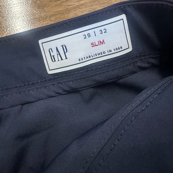 GAP Men's Deep Blue hybrid slim fit 29/32 pants - Picture 3 of 4